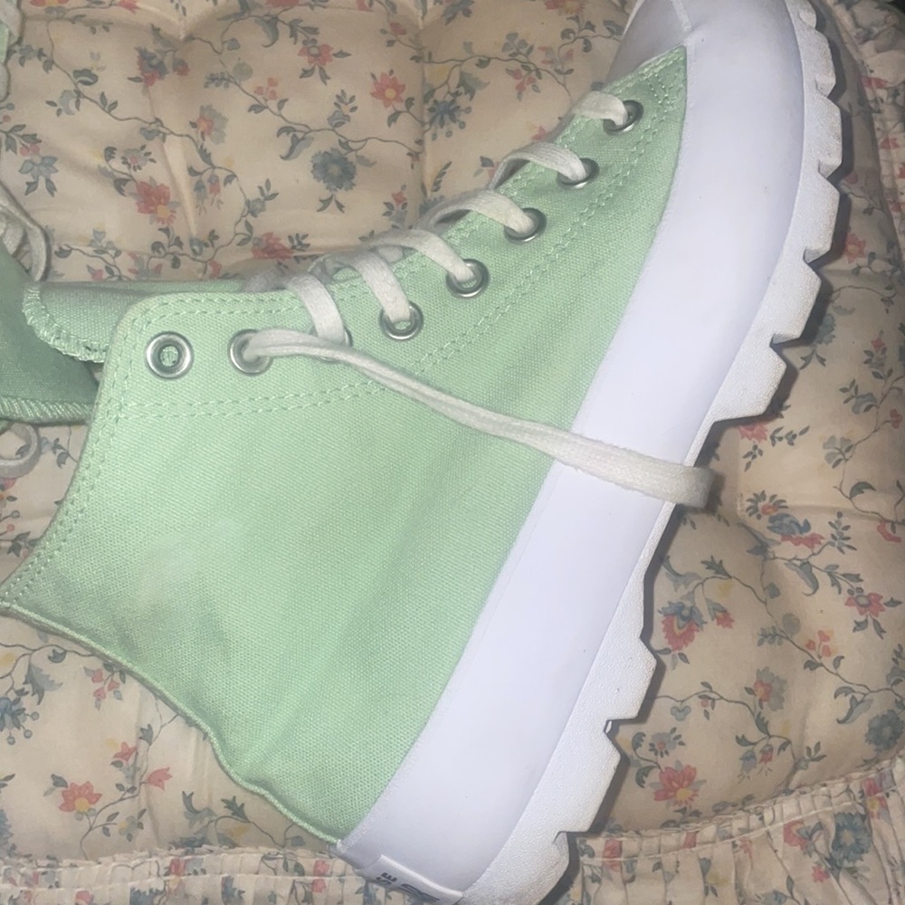Converse - Picture 7 of 10